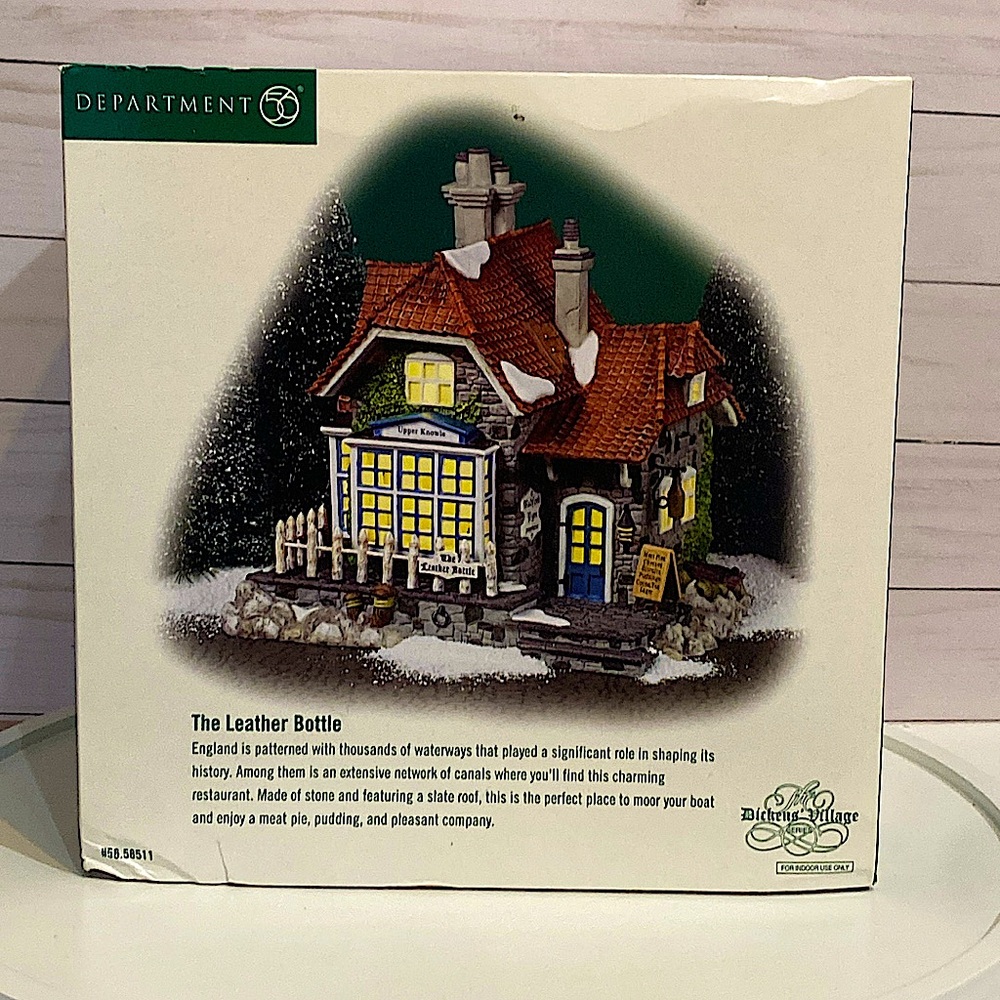 DEPARTMENT 56 - The Leather Bottle - Heritage Village - Dickens Village - Picture 9 of 10